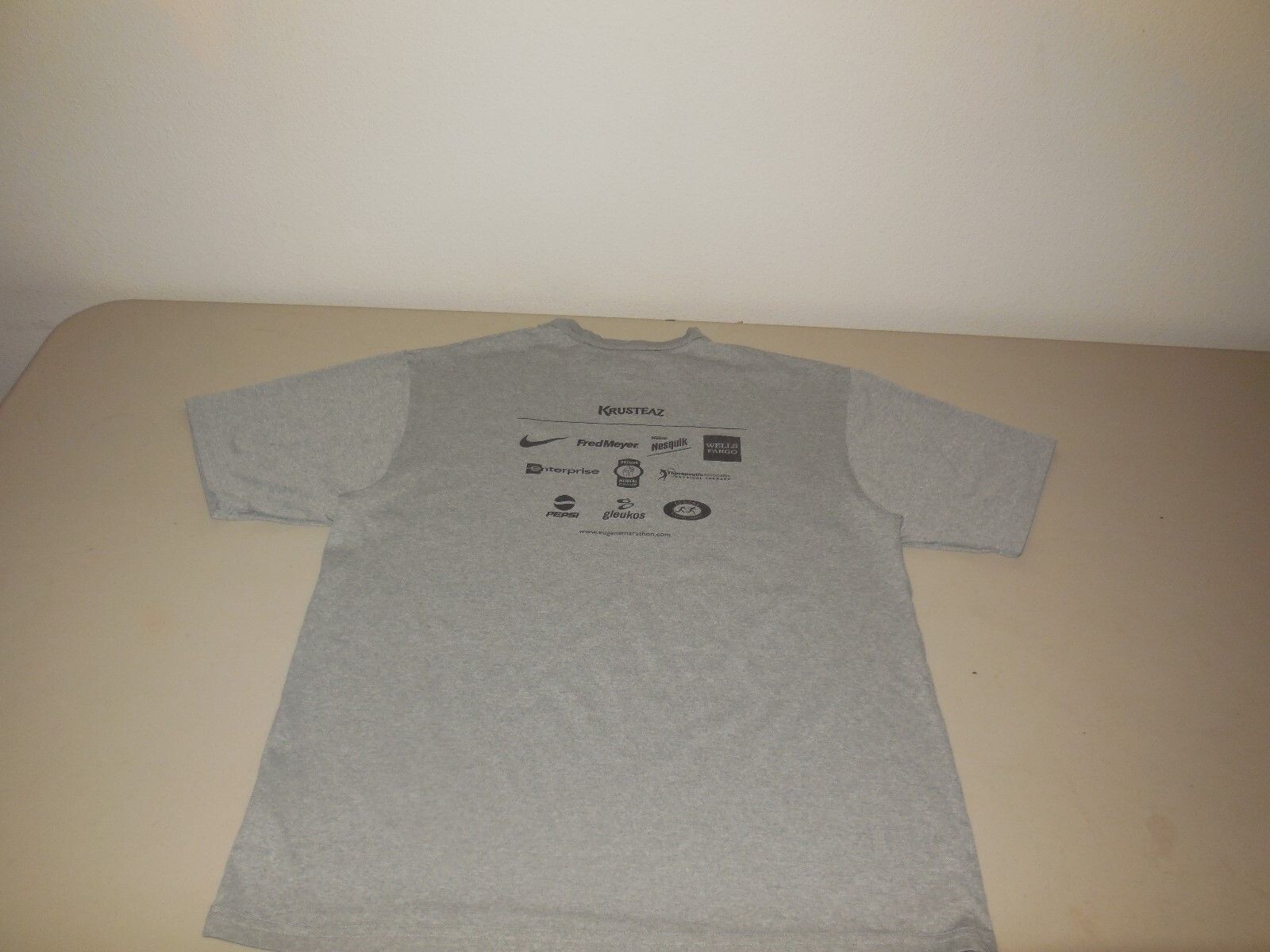 Nike Eugene Marathon 2008 T Shirt Running Steve Prefontaine Pre Lives Mens M gallery