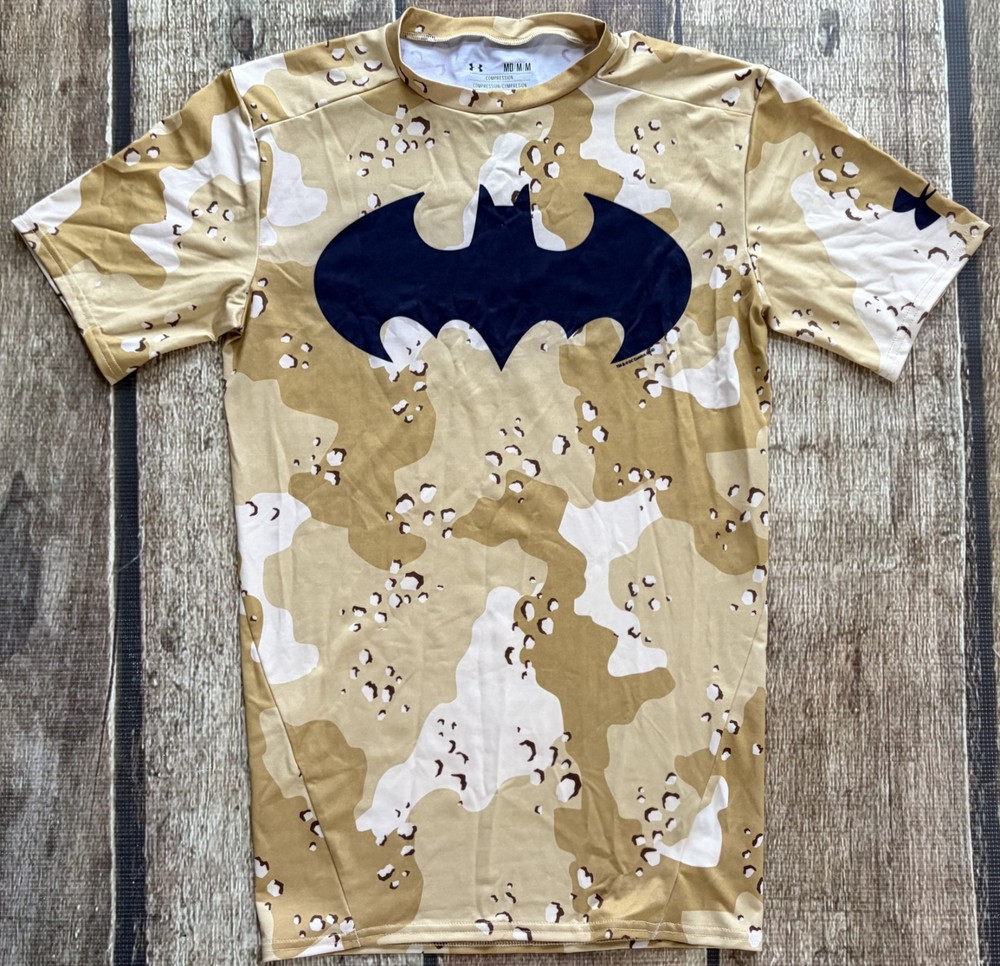 UNDER ARMOUR BATMAN CAMO ALTER EGO COMPRESSION SHIRT MENS MEDIUM EXCELLENT