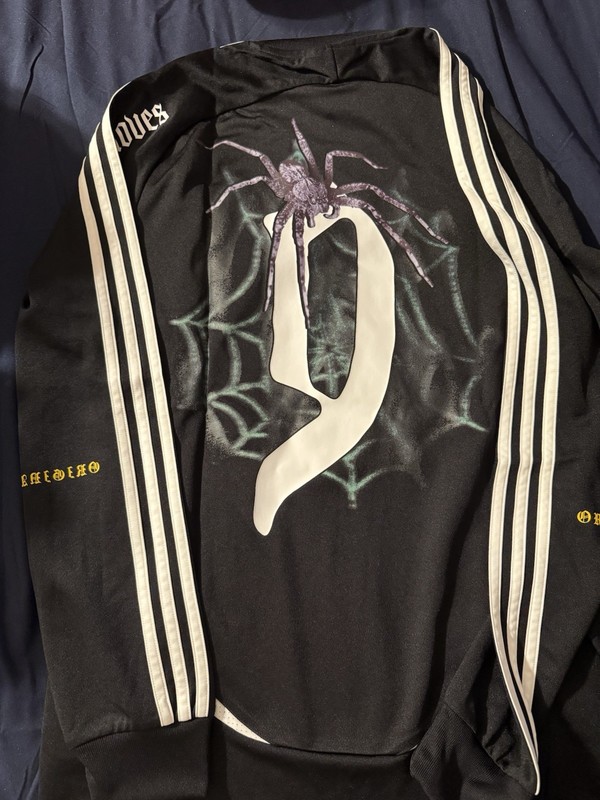 Adidas Spiders Goalkeeper Loose Long Sleeve Shirt Men's Size small Loose Fit NWT gallery