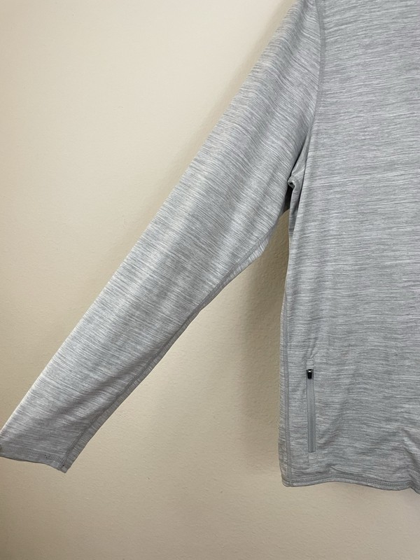 VUORI Men's Ease Performance Half-Zip Pullover Light Gray Size S/M gallery