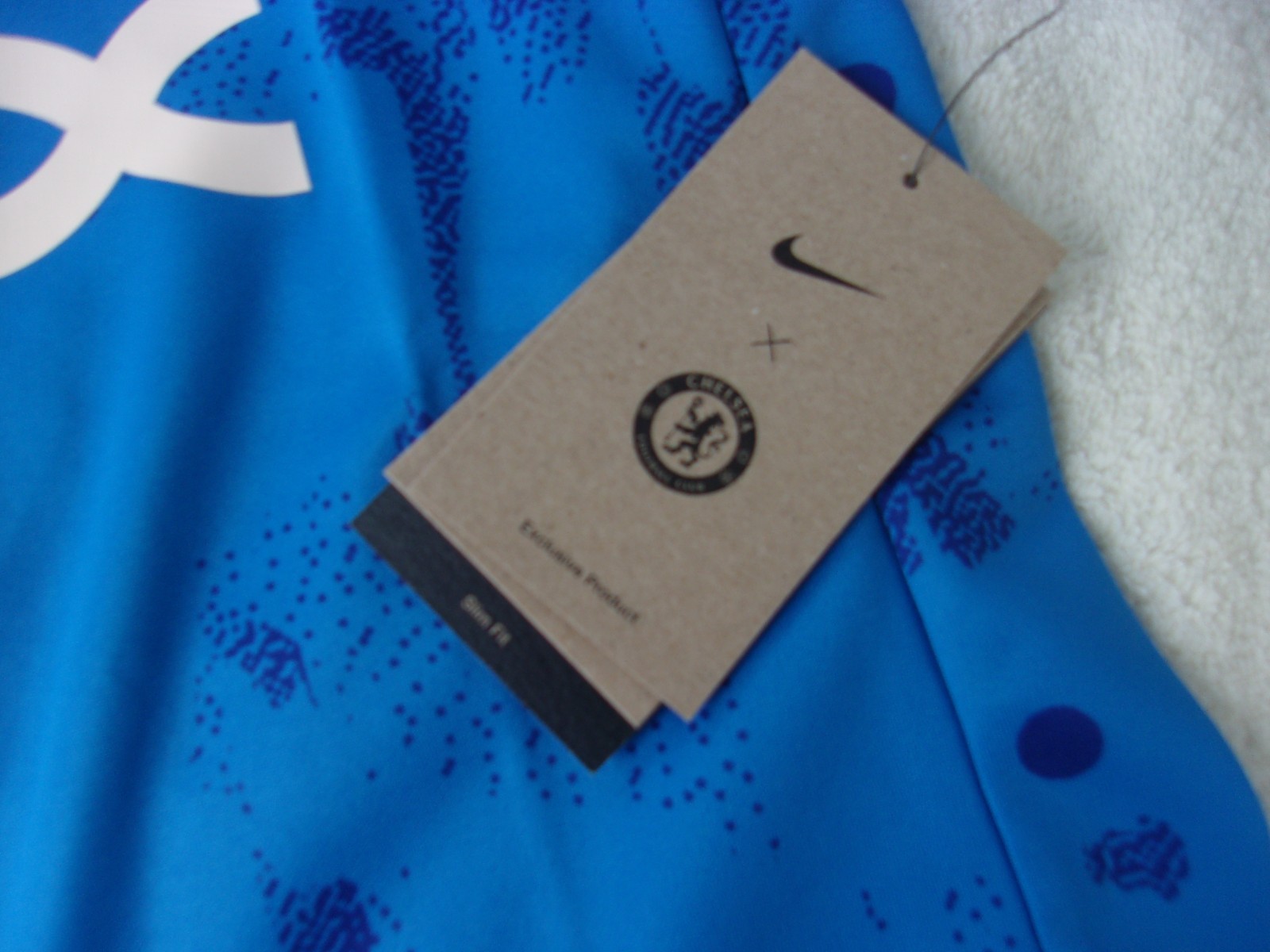 NWT Nike dri fit soccer T, men's M, royal blue, slim fit, Chelsea FC, Bingx, $72 gallery