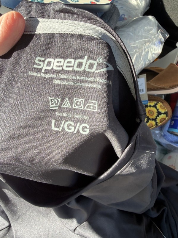 Speedo Size Large Men’s Long Sleeve Quick Dry Shirt New With Tags gallery