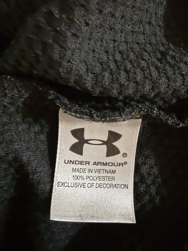 Under Armour 1/4 Zip Athletic Pullover Men's Sz M / Black and Gray gallery