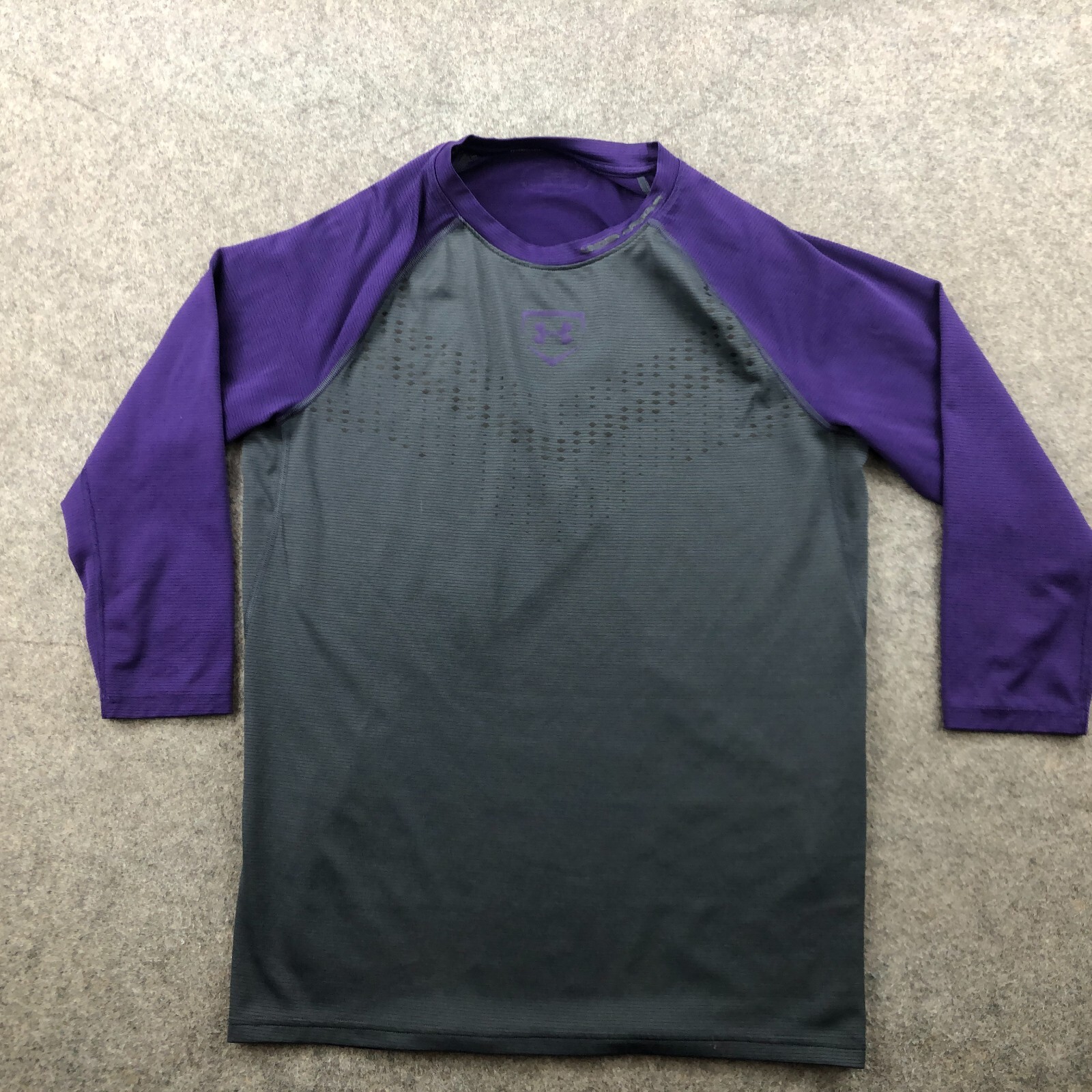 Under Armour Shirt Mens Medium Purple Gray Crew Neck Stretch 1/4 Sleeve gallery