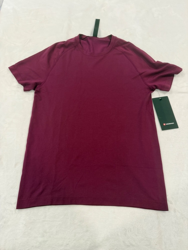Lululemon Metal Vent Tech Short Sleeve Shirt CHLR/CHLR Men’s Small S Purple