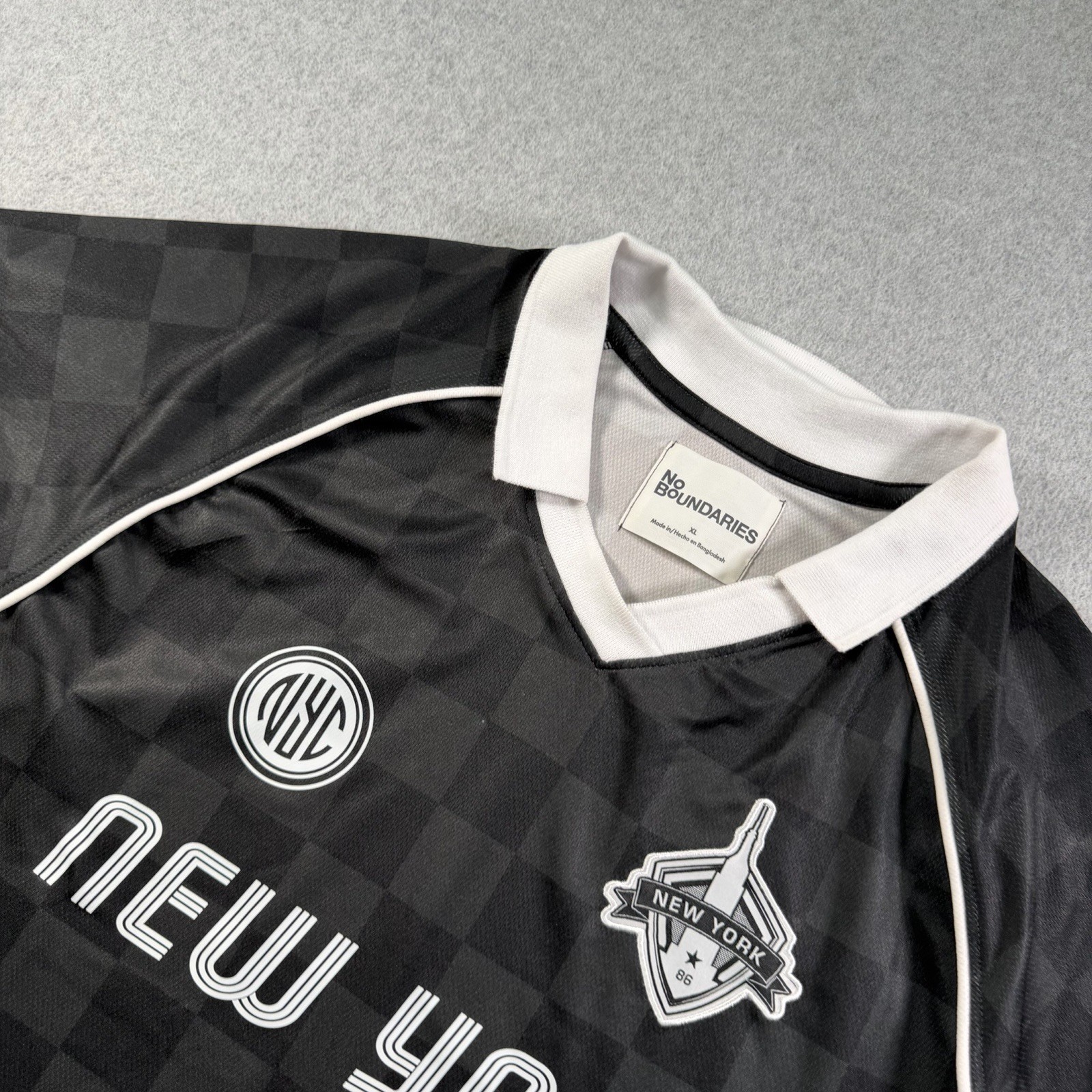 No Boundaries Mesh Soccer Jersey Men’s 2XL Black Checkered New York Streetwear gallery
