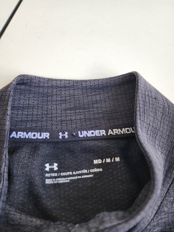 Under Armour Mens 1/2 Zip Pullover Charcoal Gray Fitted Long Sleve Stretch Sz M gallery