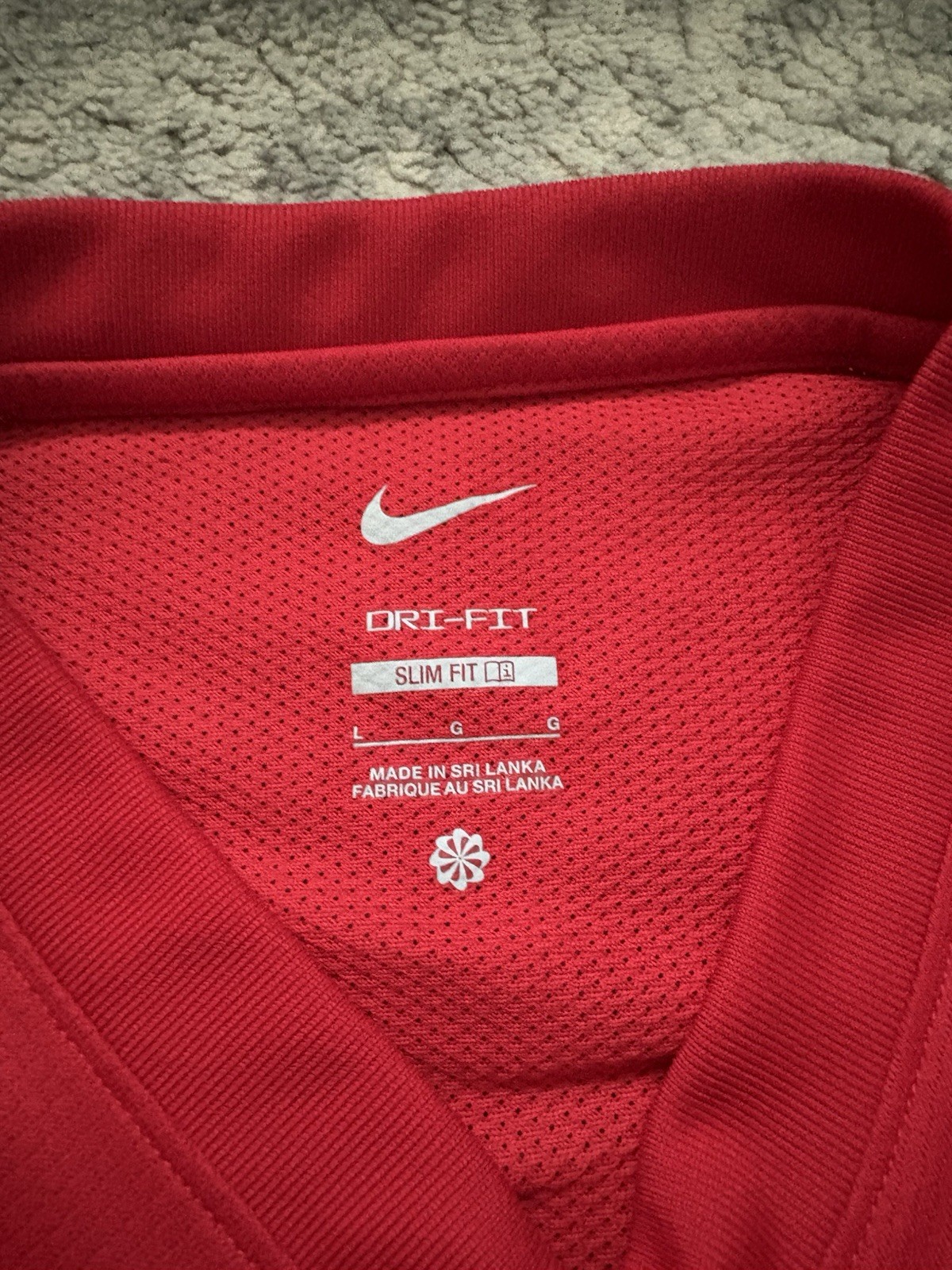 Nike Men’s Médium Red/White Jersey Training Athletic Soccer Casual Men’s Large gallery