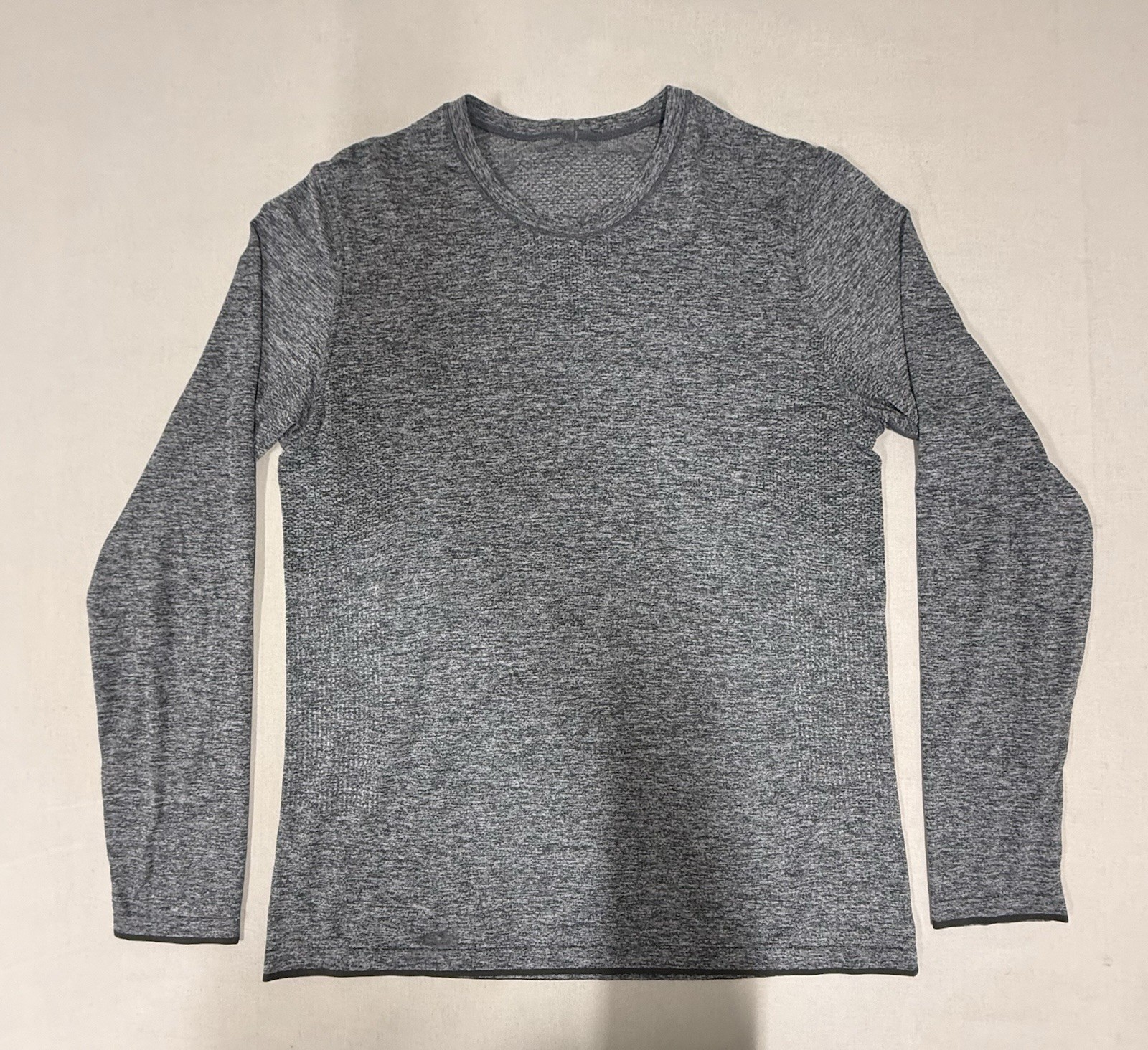 Lululemon Metal Vent Tech Long Sleeve Shirt Mens XL Performance Active 201 gallery