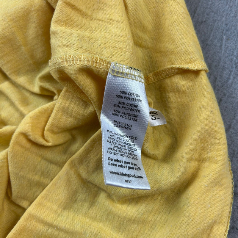 Life Is Good Shirt Men XXL Yellow Short Sleeve Classic Fit Pullover Cool Tee gallery