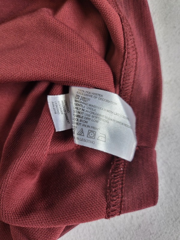 Greg Norman Play Dry Men's 1/4 Zip Long Sleeve Pullover Red Wine Burgandy Large gallery