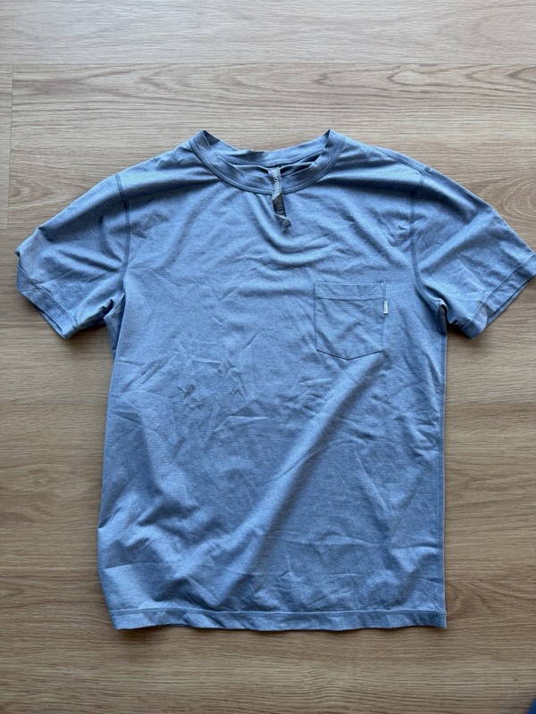 Vuori Tradewind Performance Tee Cloud Heather Blue S running shirt tshirt 2.0 gallery