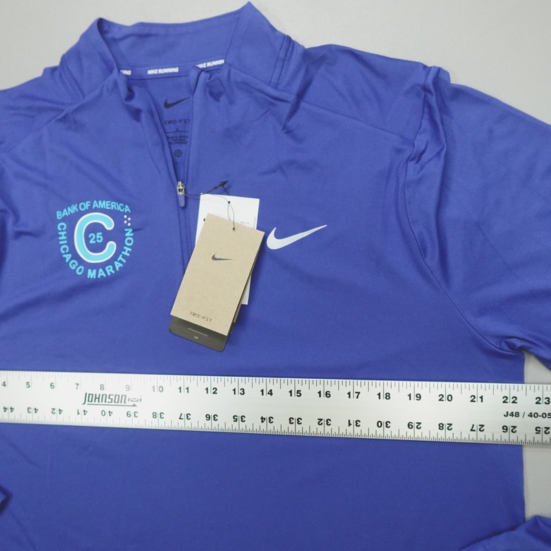 Nike Men's Bank of America Chicago Marathon 25 1/4 Zip Pullover Size L Blue gallery