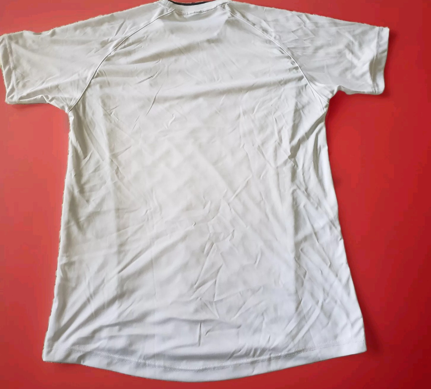 Tottenham Hotspur White Official Merchandise Crew Neck Jersey Size M gallery