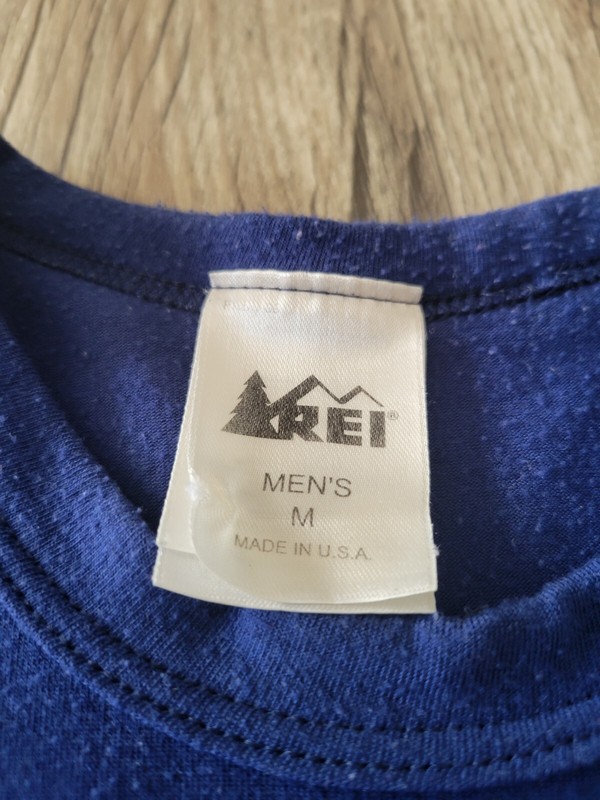 REI Shirt Men’s Medium Blue Base Layer Camp Hiking Long Sleeve Athletic USA gallery