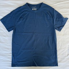 BANANA REPUBLIC LIGHT BLUE WORKOUT GYM DRI-FIT T-SHIRT QUICK DRY SIZE MEDIUM