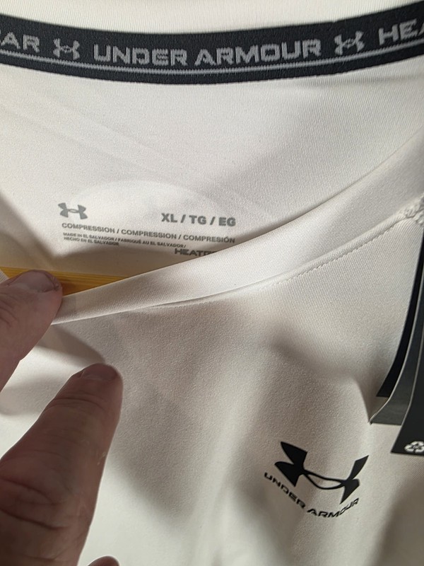2 Under Armour HeatGear Compression LS Shirts XL White gallery