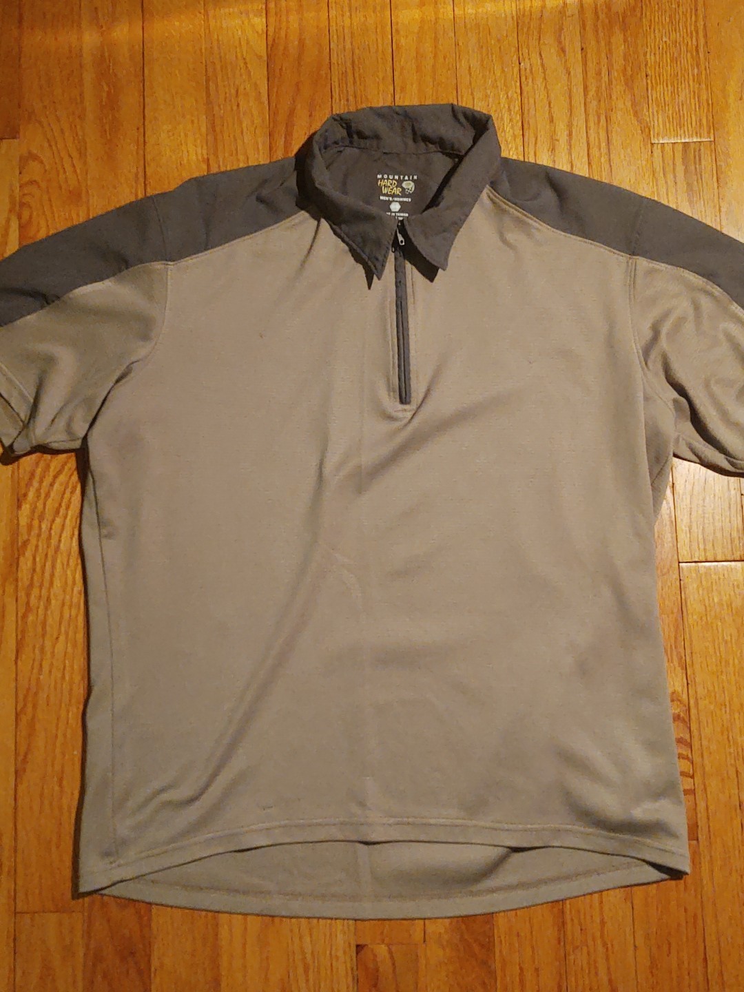 Mountain Hardware 1/4 Zip Short Sleeve Shirt Men's LG Olive Drab/Gray gallery