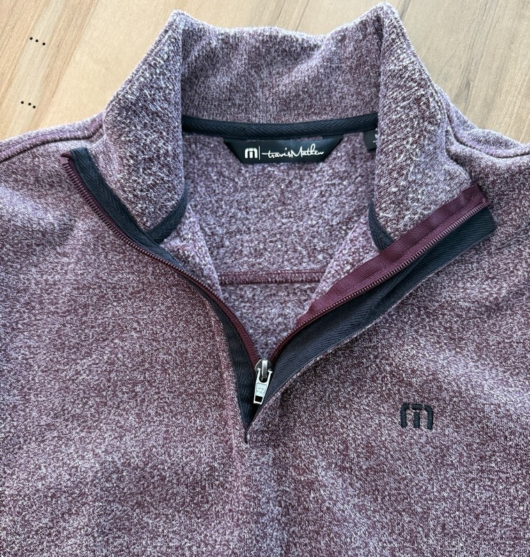 Travis Mathew Pullover Sweater Men's M Purple Quarter Zip Pockets Stretch Golf gallery