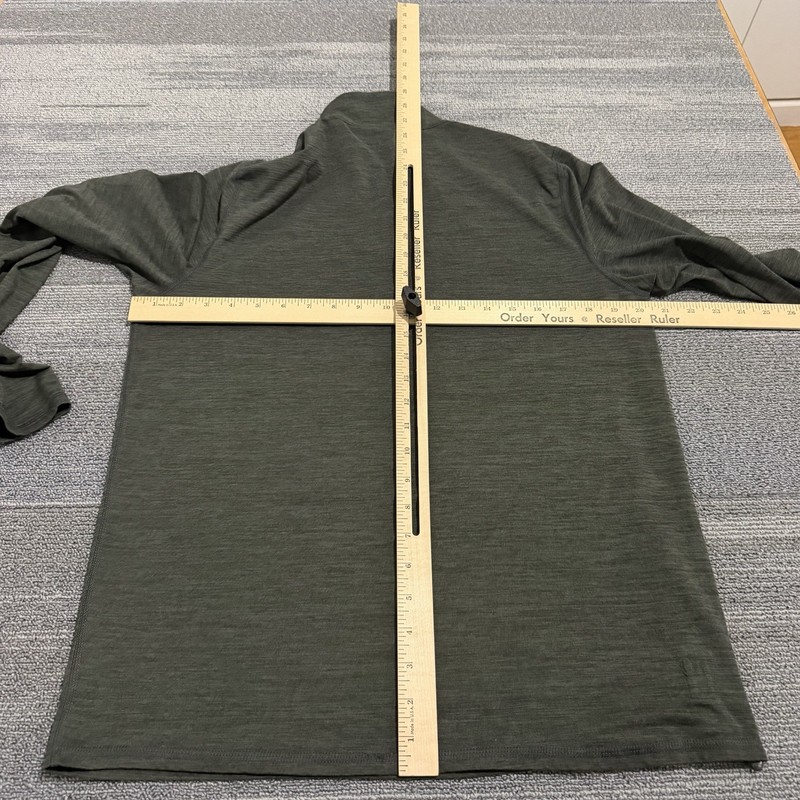 Vuori Pullover Medium Gray Ease Performance 2.0 Half Zip Golfer Stretch V221 gallery