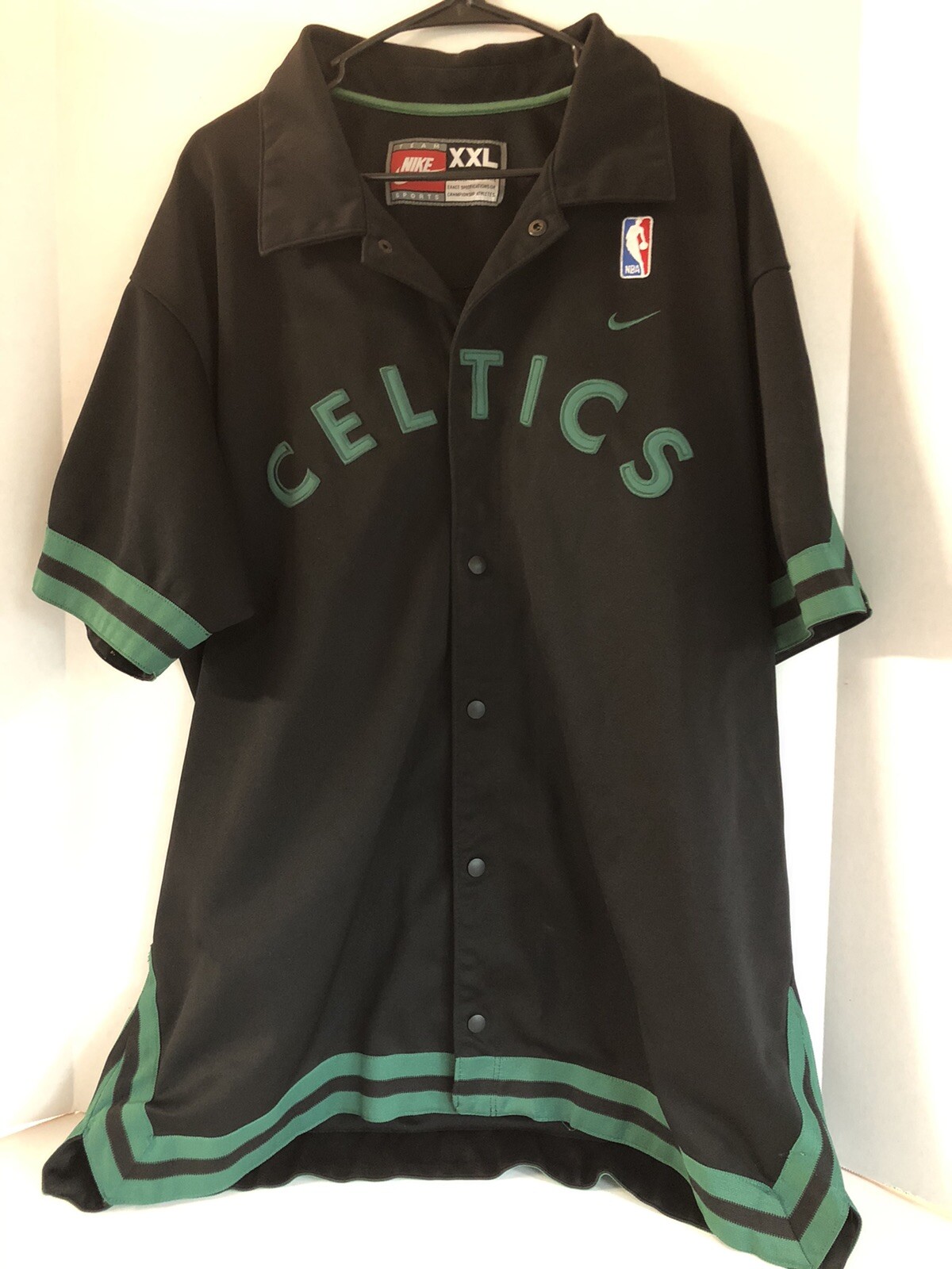 Vintage Nike Boston Celtics Warm Up Shoot Around Black Jersey Men's XXL Retro gallery