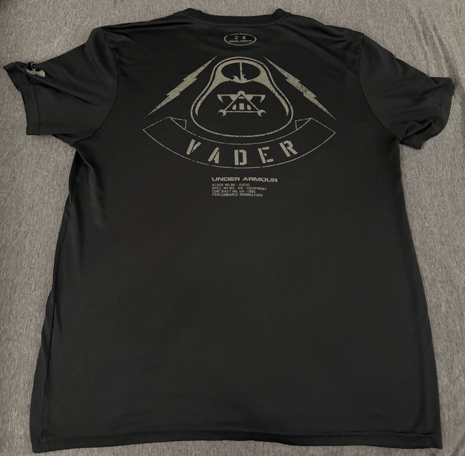 Under Armour Star Wars Darth Vader T-Shirt Men’s Medium Black gallery