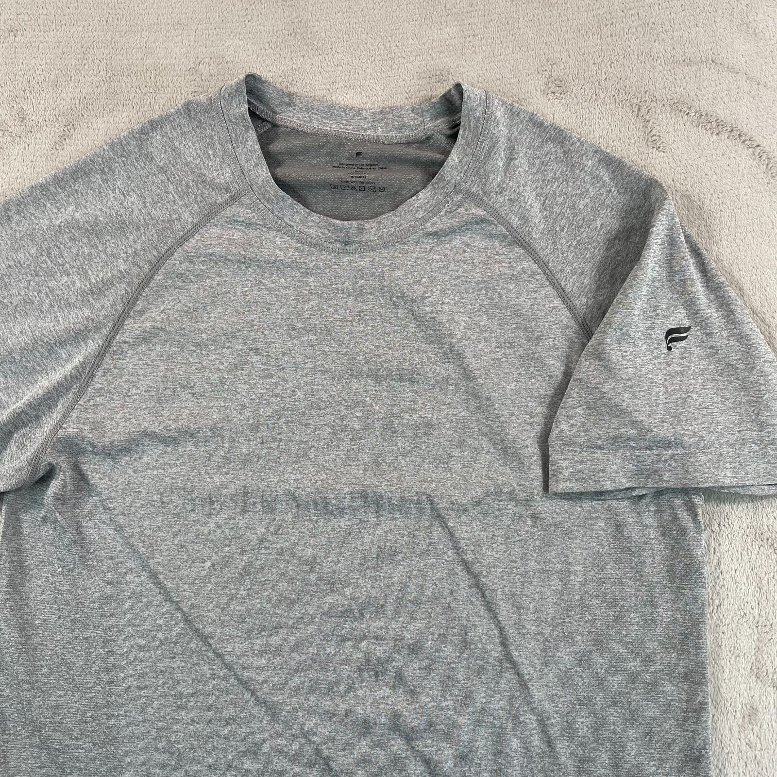Fabletics The Training Day Tee Shirt Men Large Heather Grey Performance Training gallery