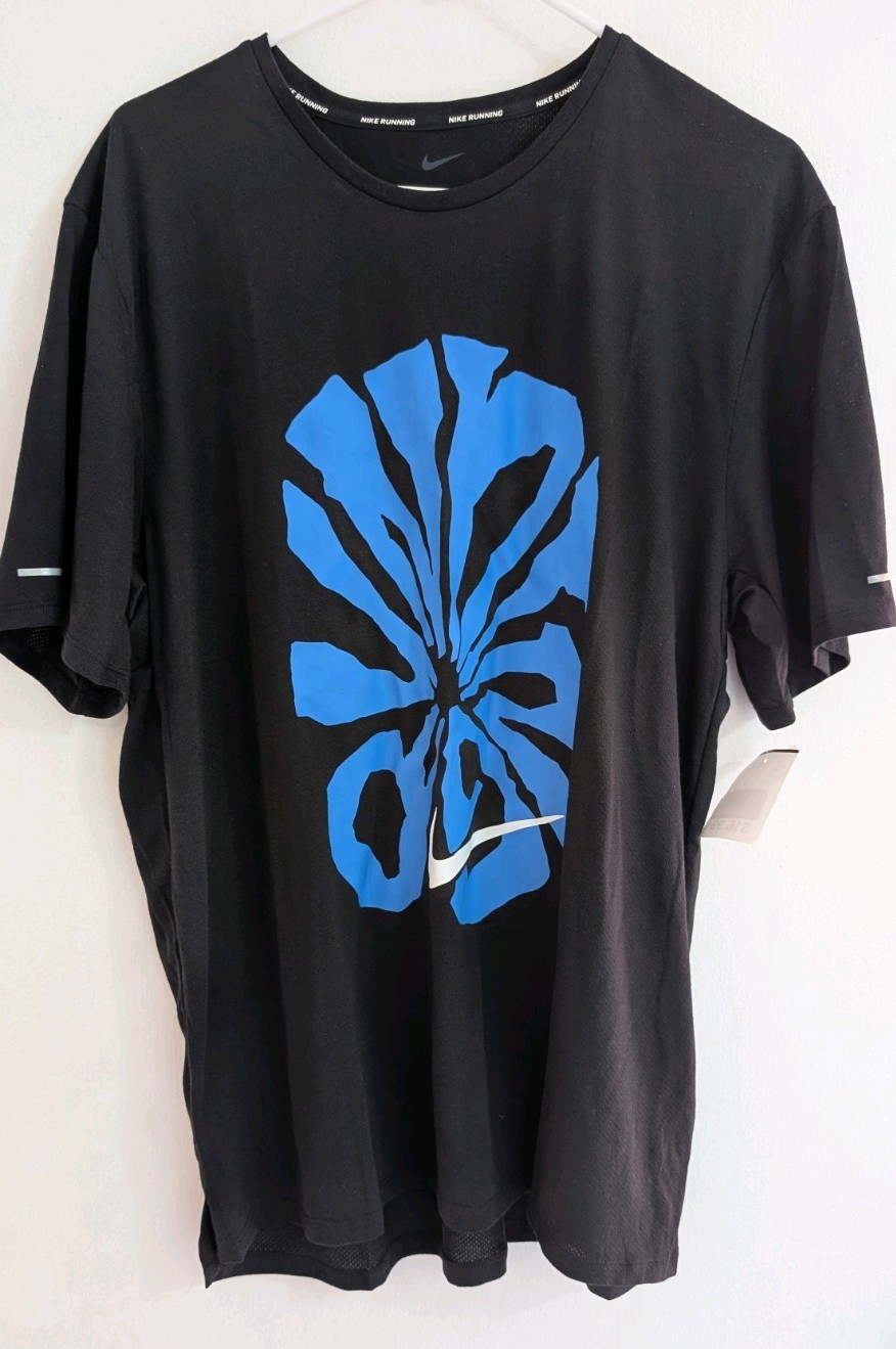Nike Rise 365 Blue Flower Print Black Running Shirt $60 - Size Large gallery