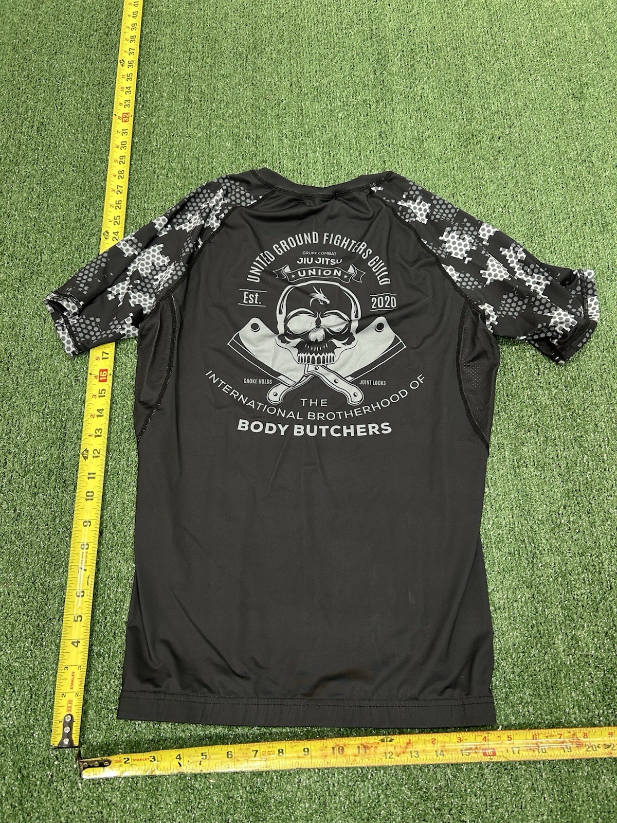 Gruff Combat Men's Short Sleeve Raglan Rash Guard Stretch Jiu Jitsu, L, Black gallery