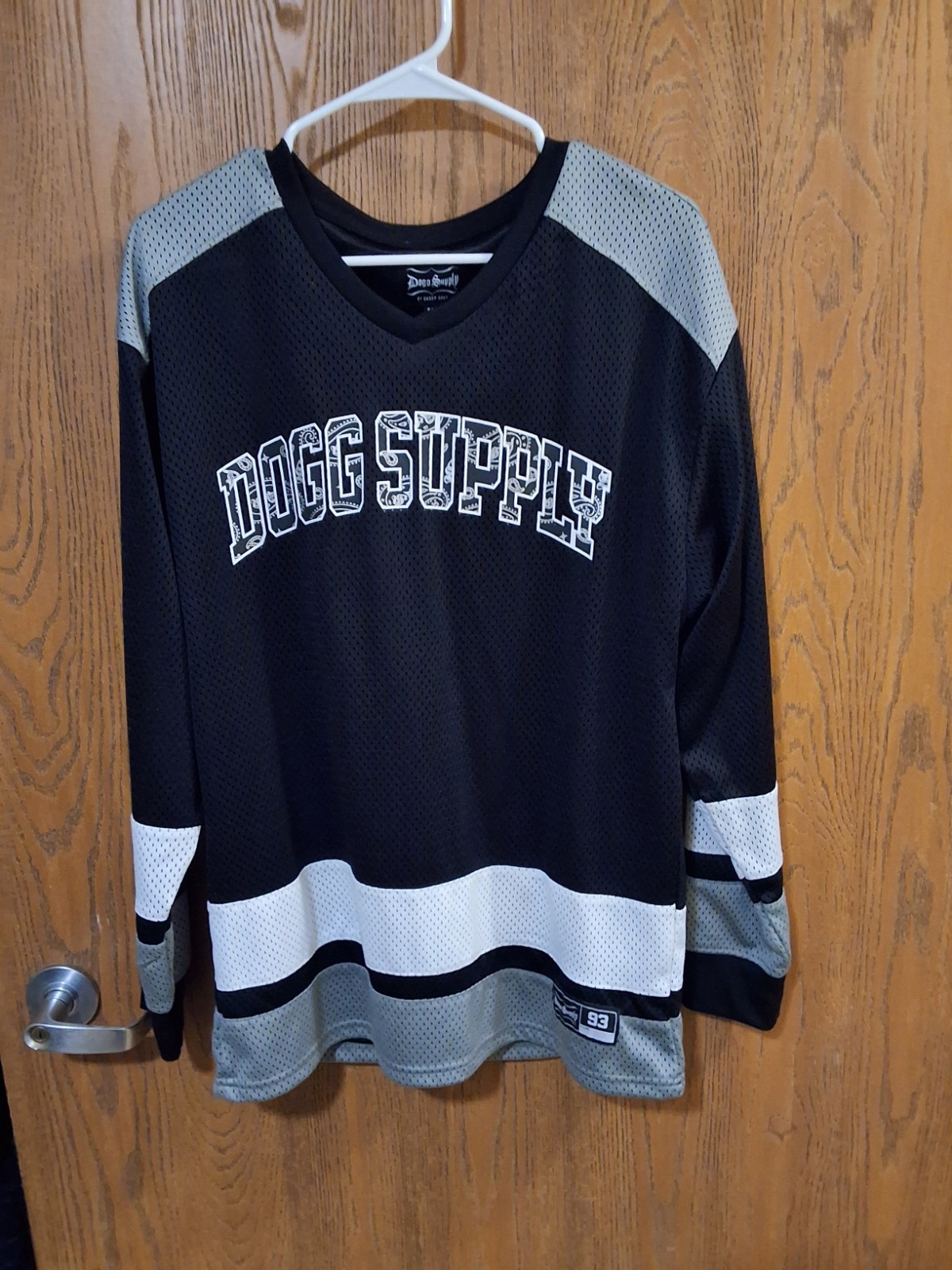 Dogg Supply Hockey Jersey Men's Sz Sby Snoop Dogg. Knit Men's Jersey #93. gallery