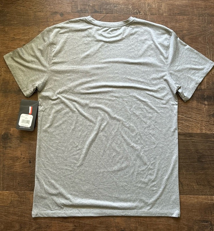 Swiss Alps Men’s Performance T-Shirt Hiking Sports Short Sleeve Wicking Size M gallery