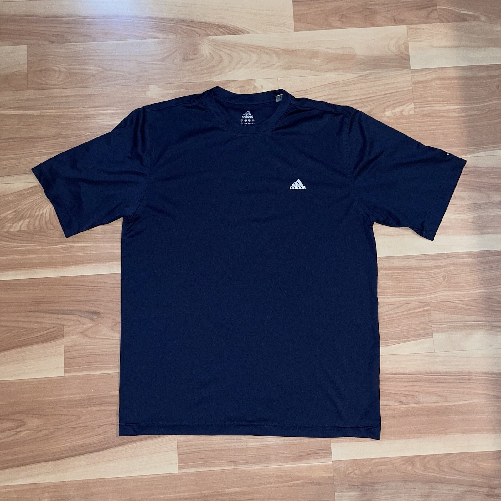 Adidas athletic workout Crew Neck Logo Short Sleeve Tee Shirt Size Large gallery