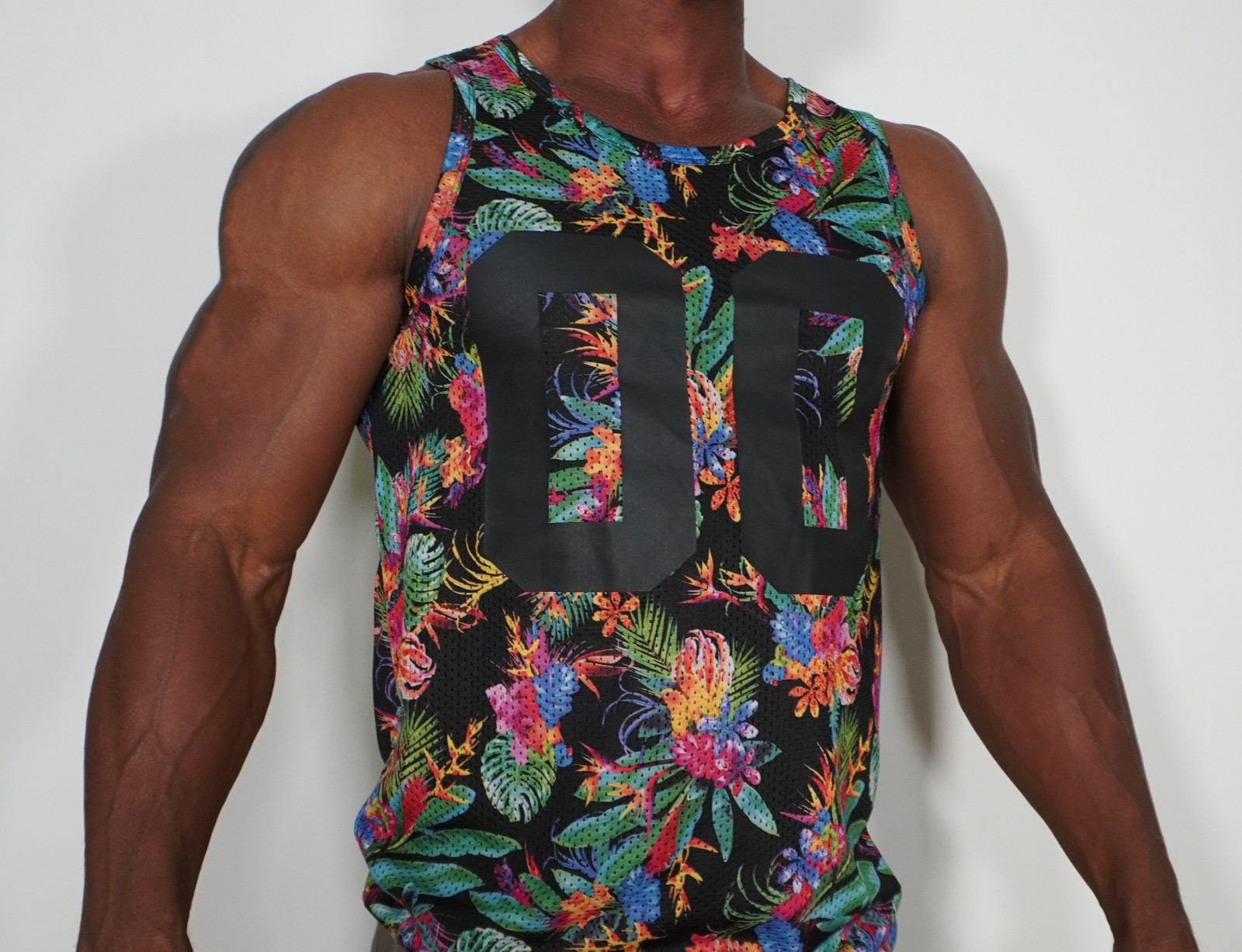 "00" MESH MEN'S TANK TOP SHIRT SIZE MEDIUM gallery