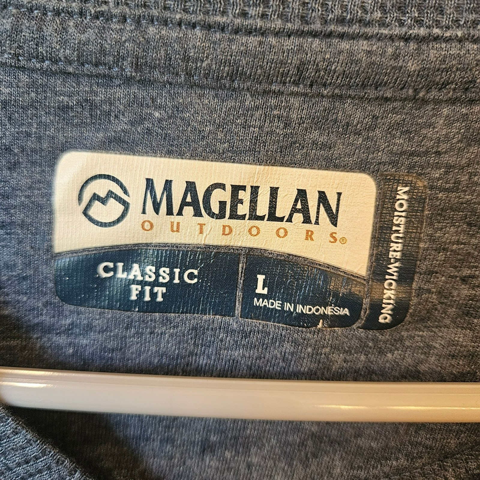 Magellan Outdoors Classic Fit Long Sleeve Blue waffle knit Shirt L base layer gallery