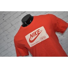 Nike Vintage Style T-Shirt Mens Size Large Red Workout Oregon 1972