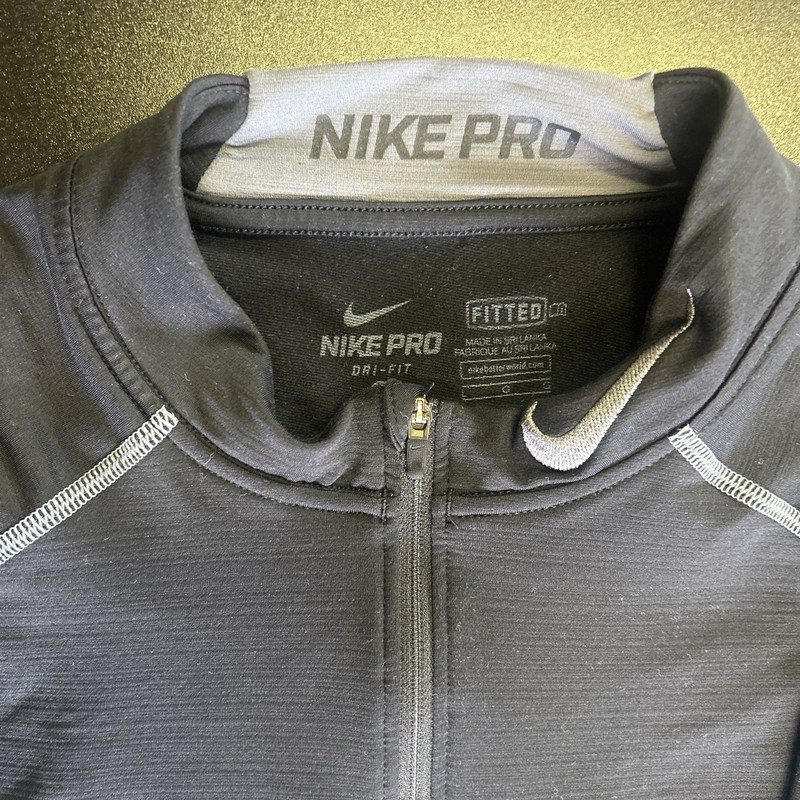 Men’s Large Nike Pro Fitted Black Quarter Zip Long Sleeve Shirt Dri Fit gallery