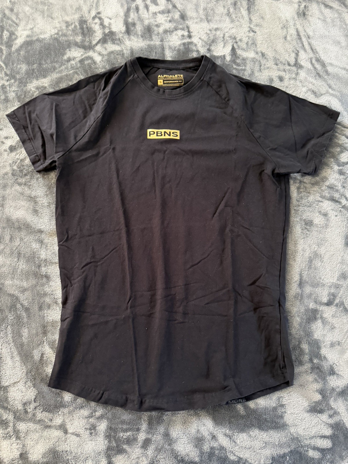Alphalete Men’s Performance T-Shirt Size Small gallery
