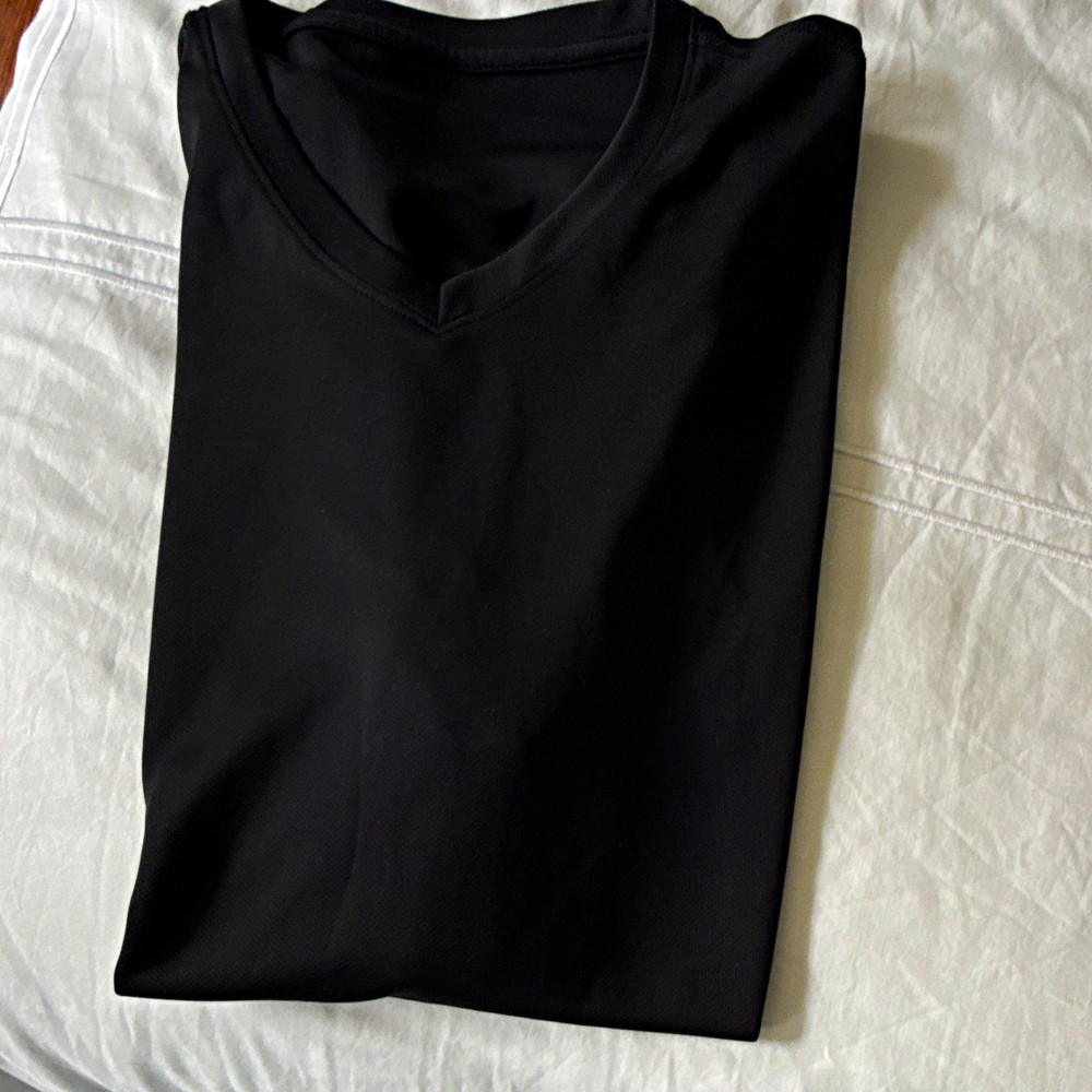 MIER Men's Activewear V-Neck Short Sleeve Breathable Polyester Tee L