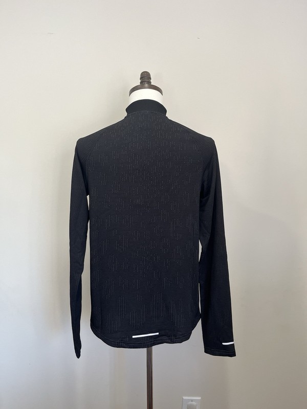 NWT $150 Nike Pinnacle Running Division Men’s Running Top Black Small FZ1121-010 gallery