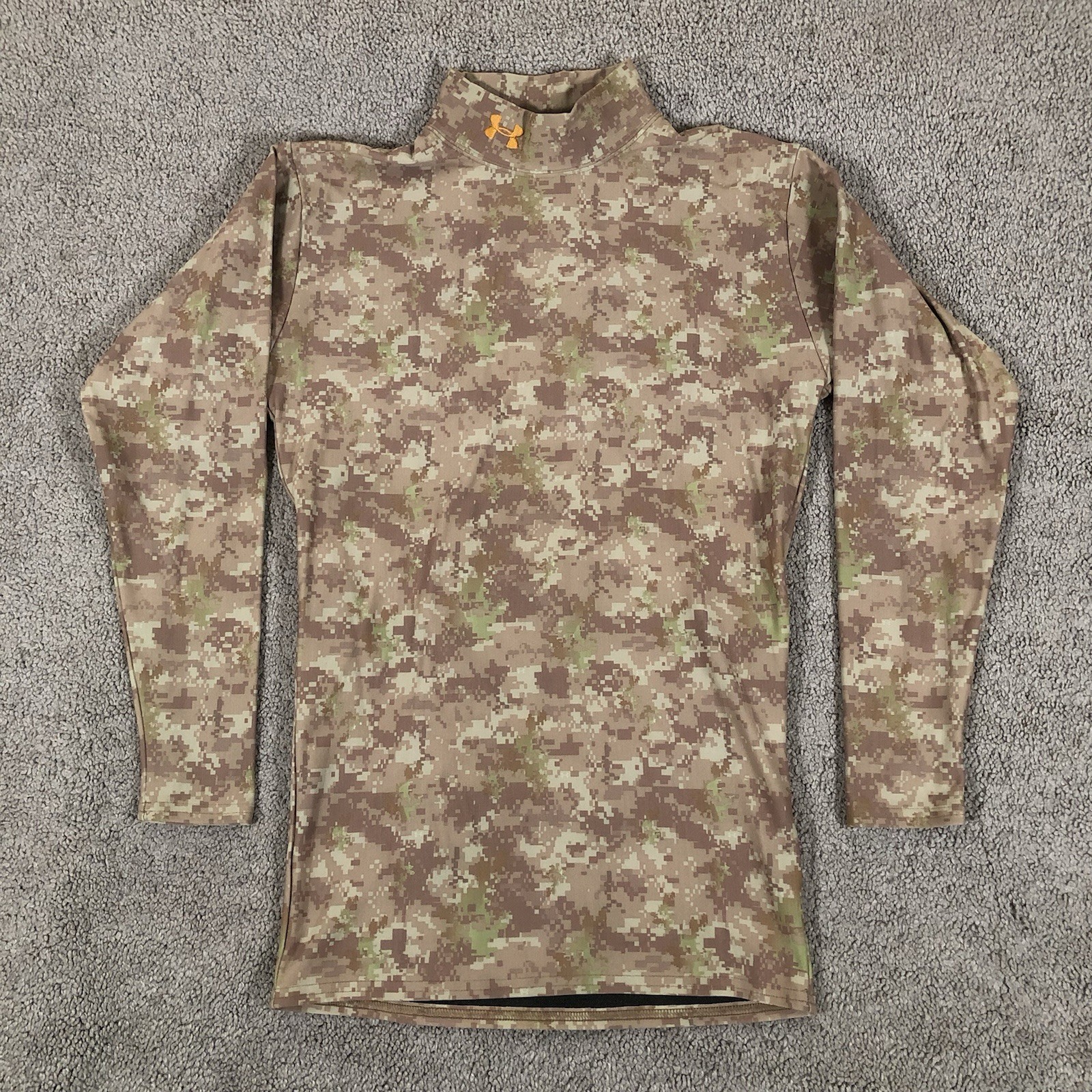 Under Armour Compression Mens Large Digital Camo Mock Neck Base Layer gallery