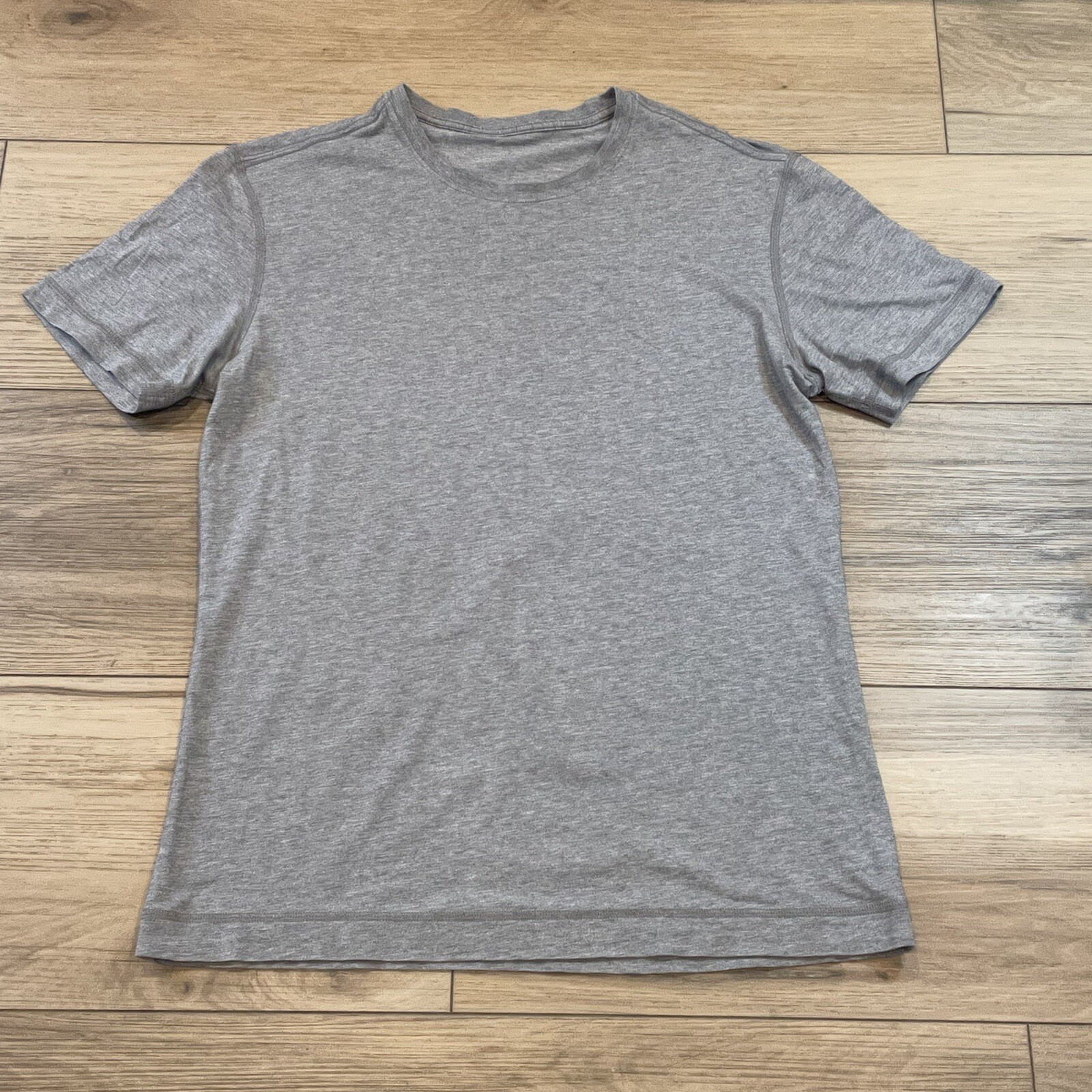 Lululemon Athletic Shirt Medium ? Mens Heather Gray Workout Gym See Measurements gallery