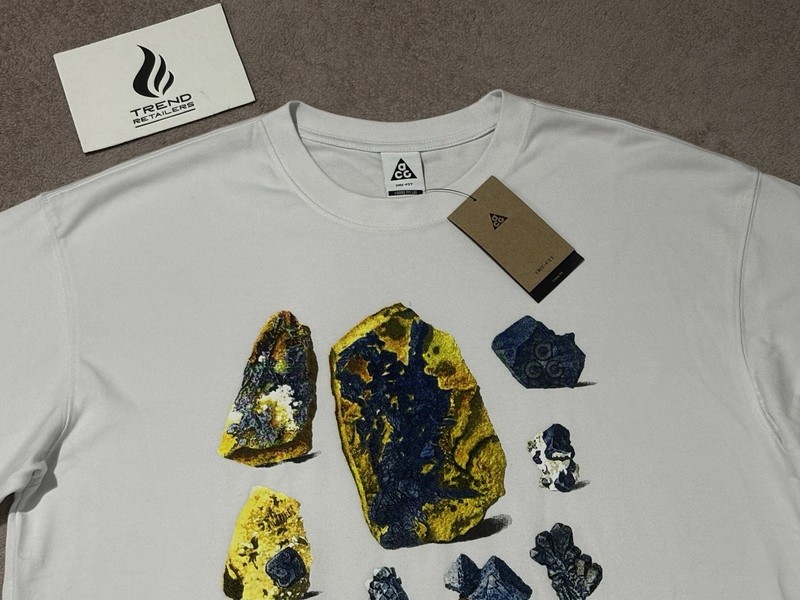 Nike ACG Team Dri-FIT Alaska Minerals Loose T-Shirt Summit White Sz M FZ6700-121 gallery