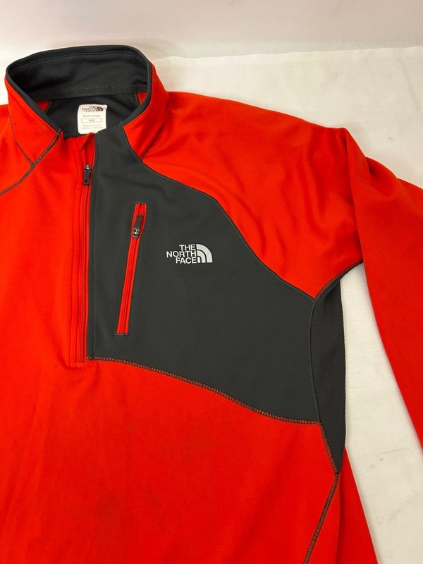 The North Face Red Thumbhole Performance 1/4 Chest Zipper Mens Stretch Sz M gallery