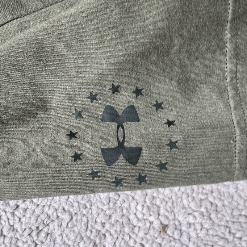 Under Armour Shirt Mens XL Loose Fit Army Green American Flag Logo HeatGear Crew gallery