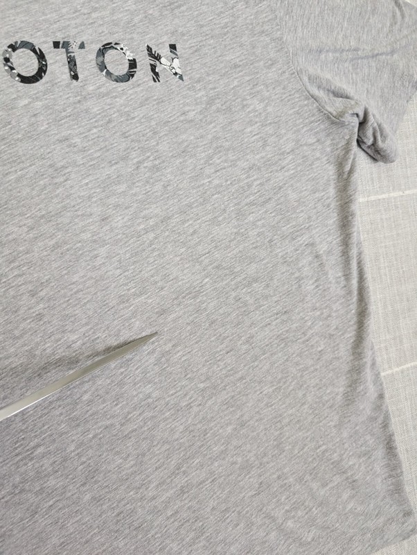 Peloton Logo Tee Shirt Mens Medium Gray Casual Classic Basic Workout gallery
