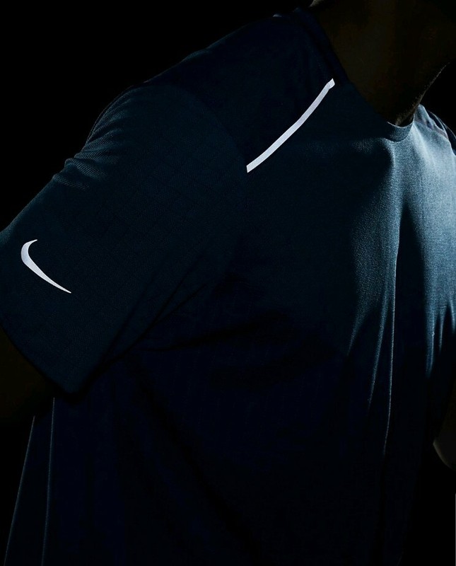Nike Tech Pack Men's Running Top AQ6375 418 gallery