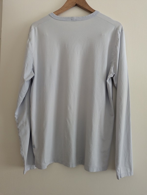 Lululemon Fundamental set of 2 long sleeve tee shirts size L? gallery