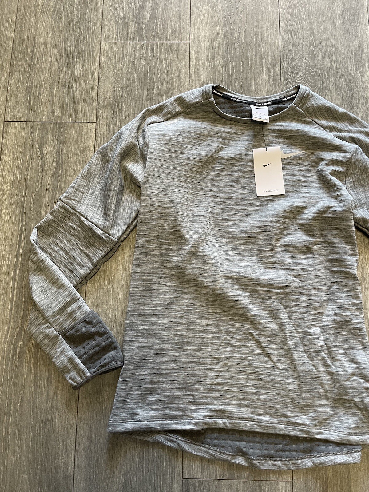 Nike Men's Therma Fit Repel Element Grey Running Shirt CU6083-068 Size Small gallery