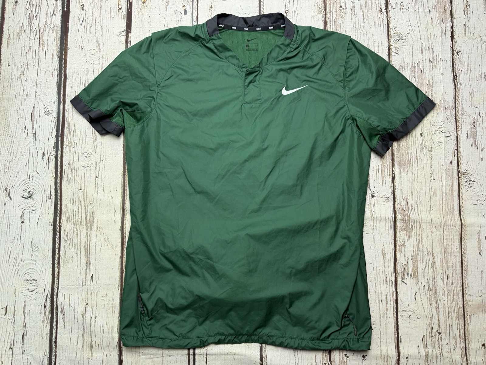 Nike Green/Black 1/4 Button Men's Short Sleeve Pullover Windbreaker - Sz Large gallery