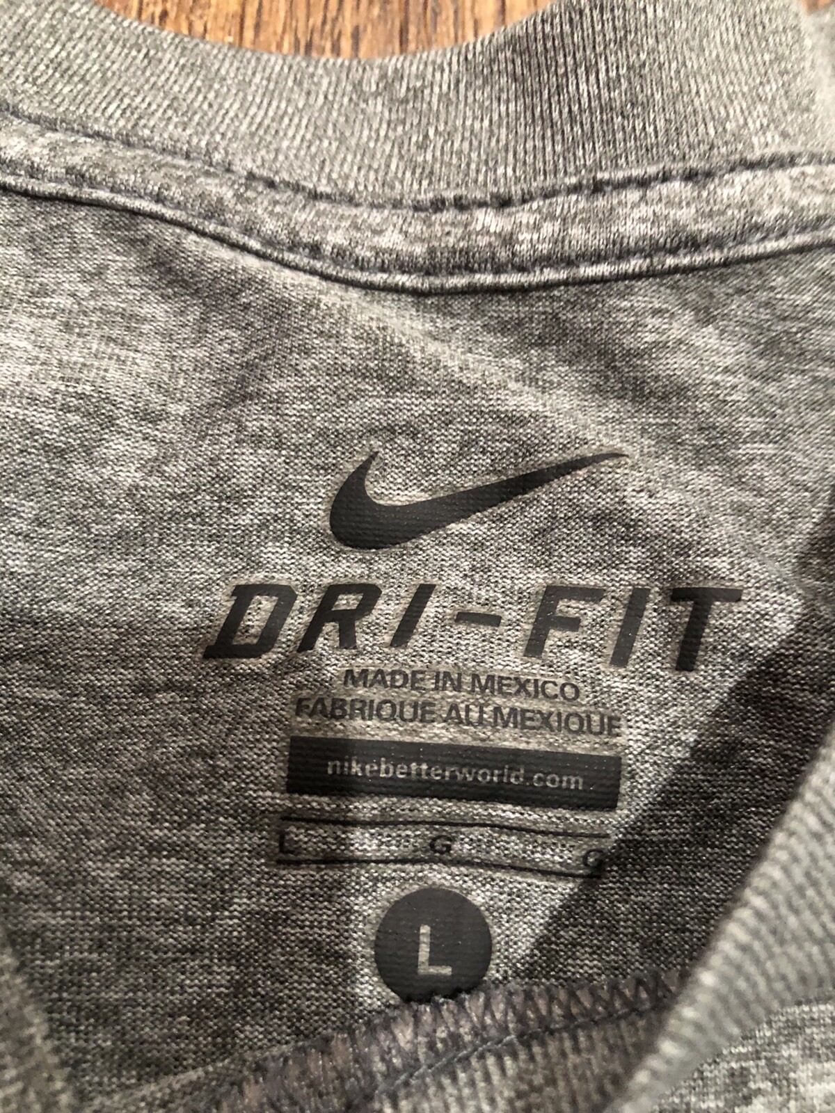 Nike Dri Fit Mens Large Grey Shirt A10 gallery